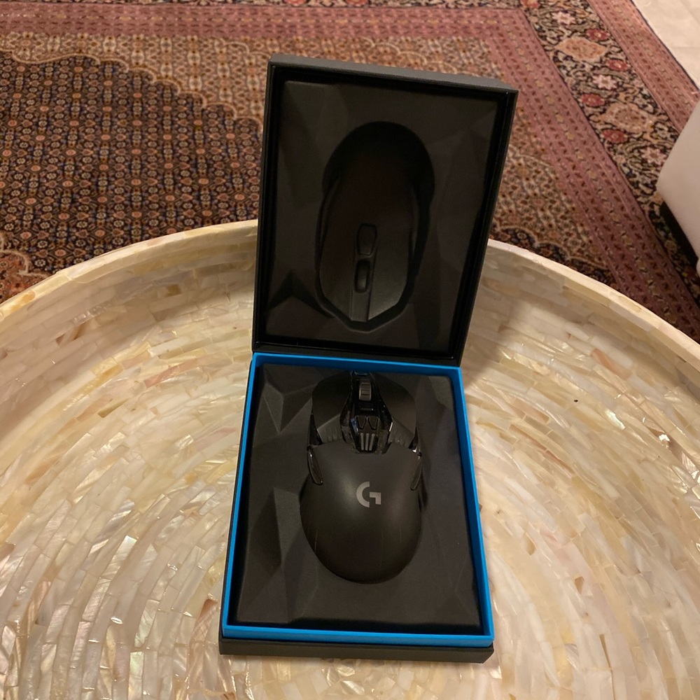 Mouse - Picture 2 of 12